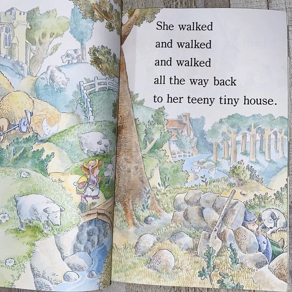 The Teeny tiny woman paperback book - Picture 11 of 13